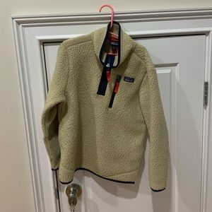 nike boys patagonia pullover size small